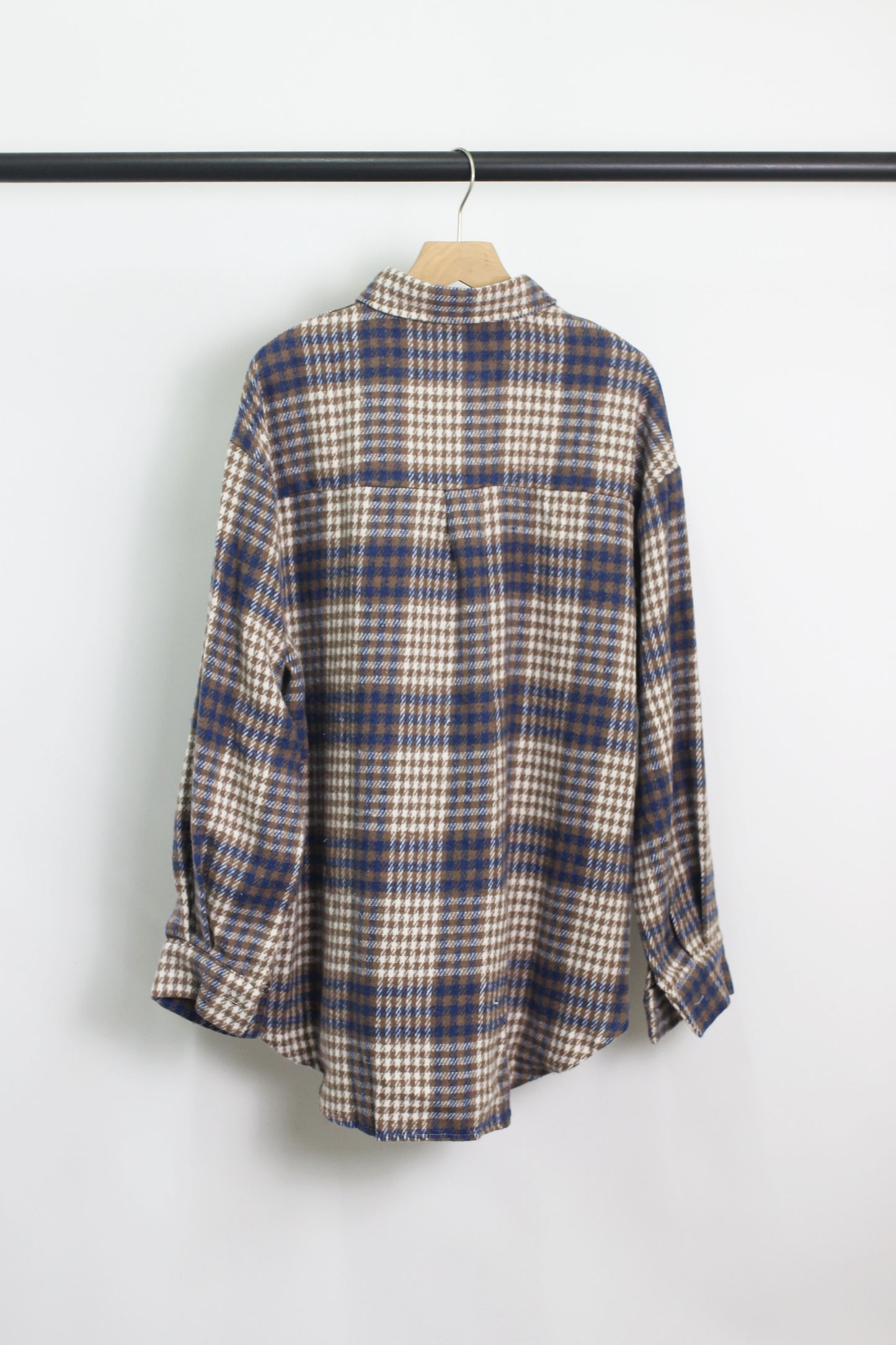 T2408MD84047 - Plaid Flannel Button-Up Shirt