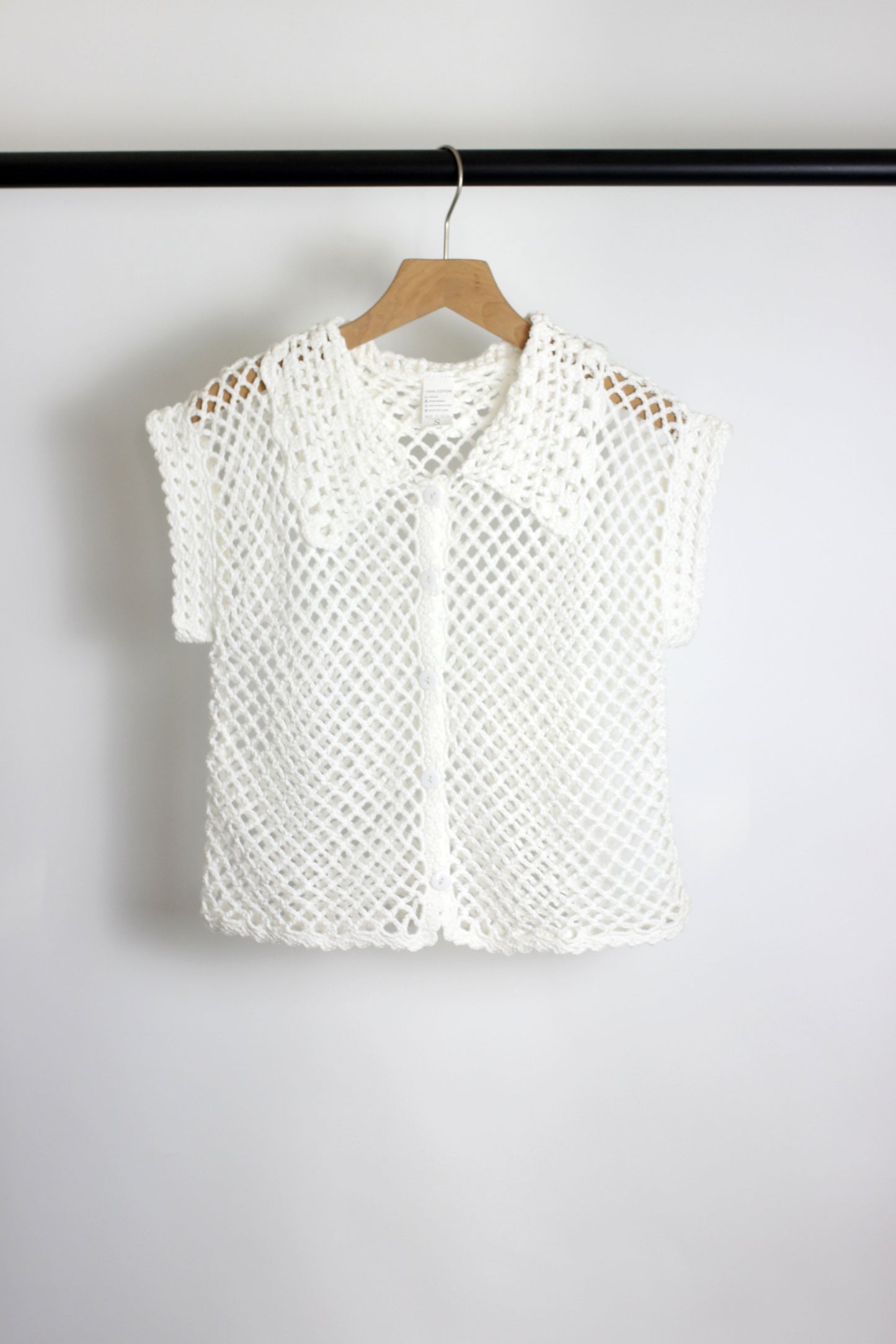 T2501MY90133 - Women's Crochet Mesh Button-Up Top