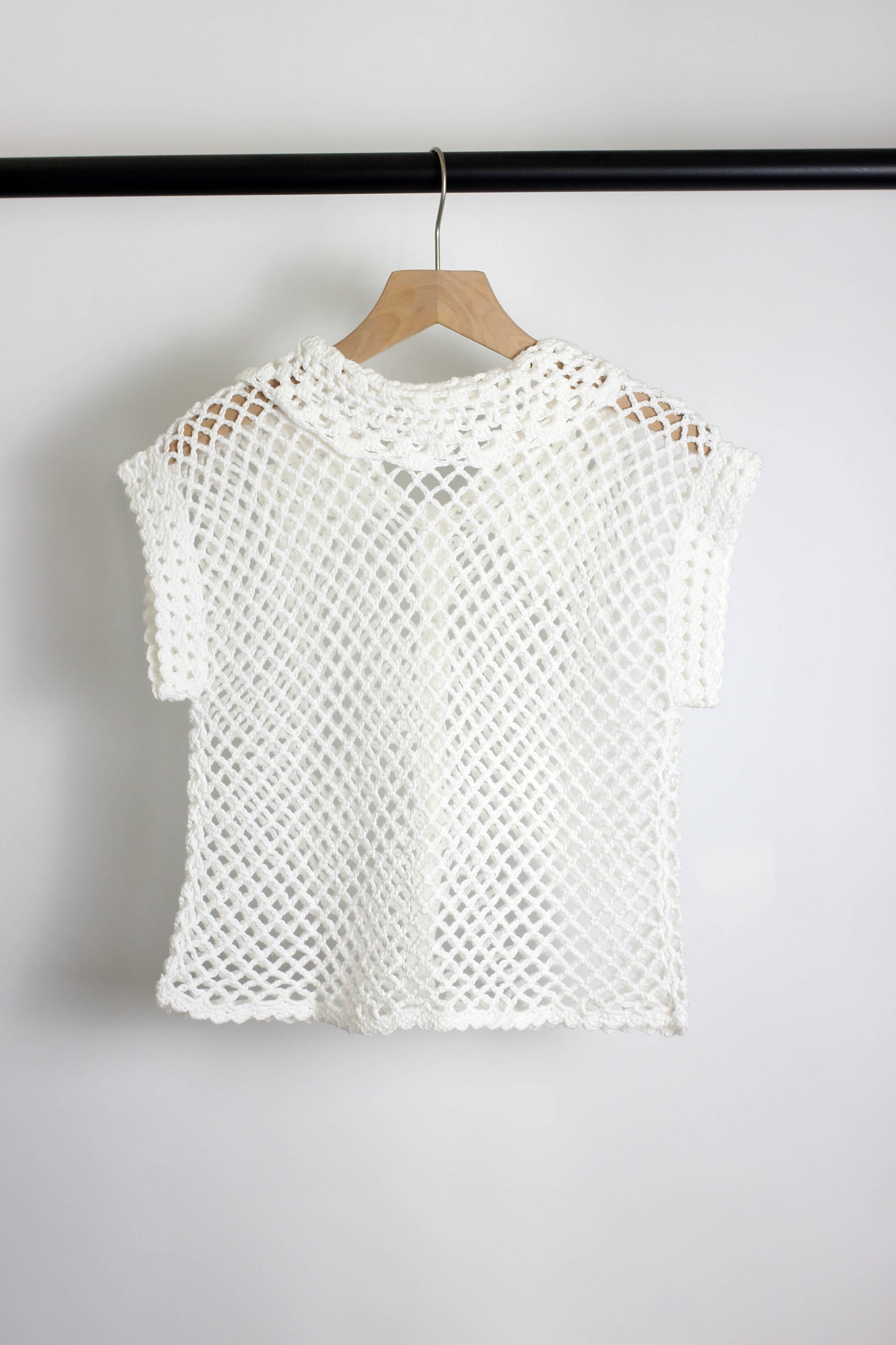 T2501MY90133 - Women's Crochet Mesh Button-Up Top