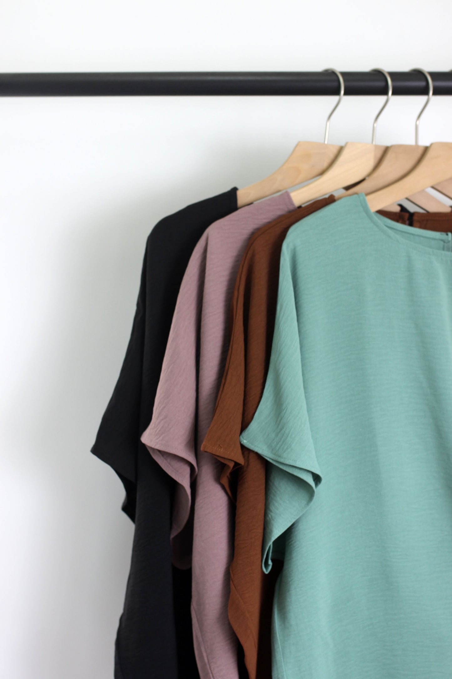 T2502AX36548 - Women's Side-Tie Blouse
