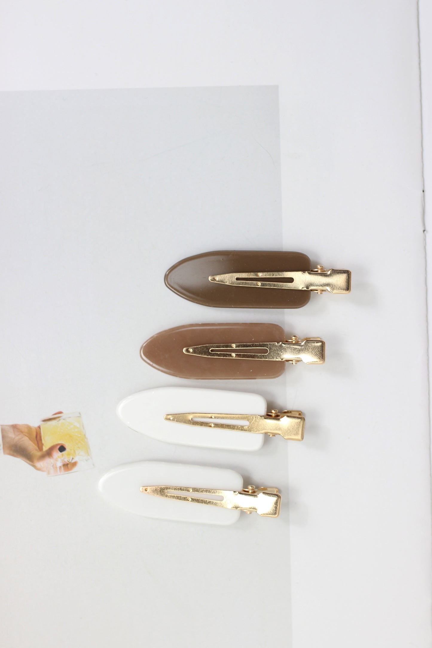T2502HMS25854 - Marbled Resin Hair Clip Set