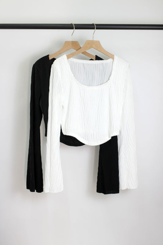 T2502ZHJ72888 - Women's Long Sleeve Crinkle Crop Top