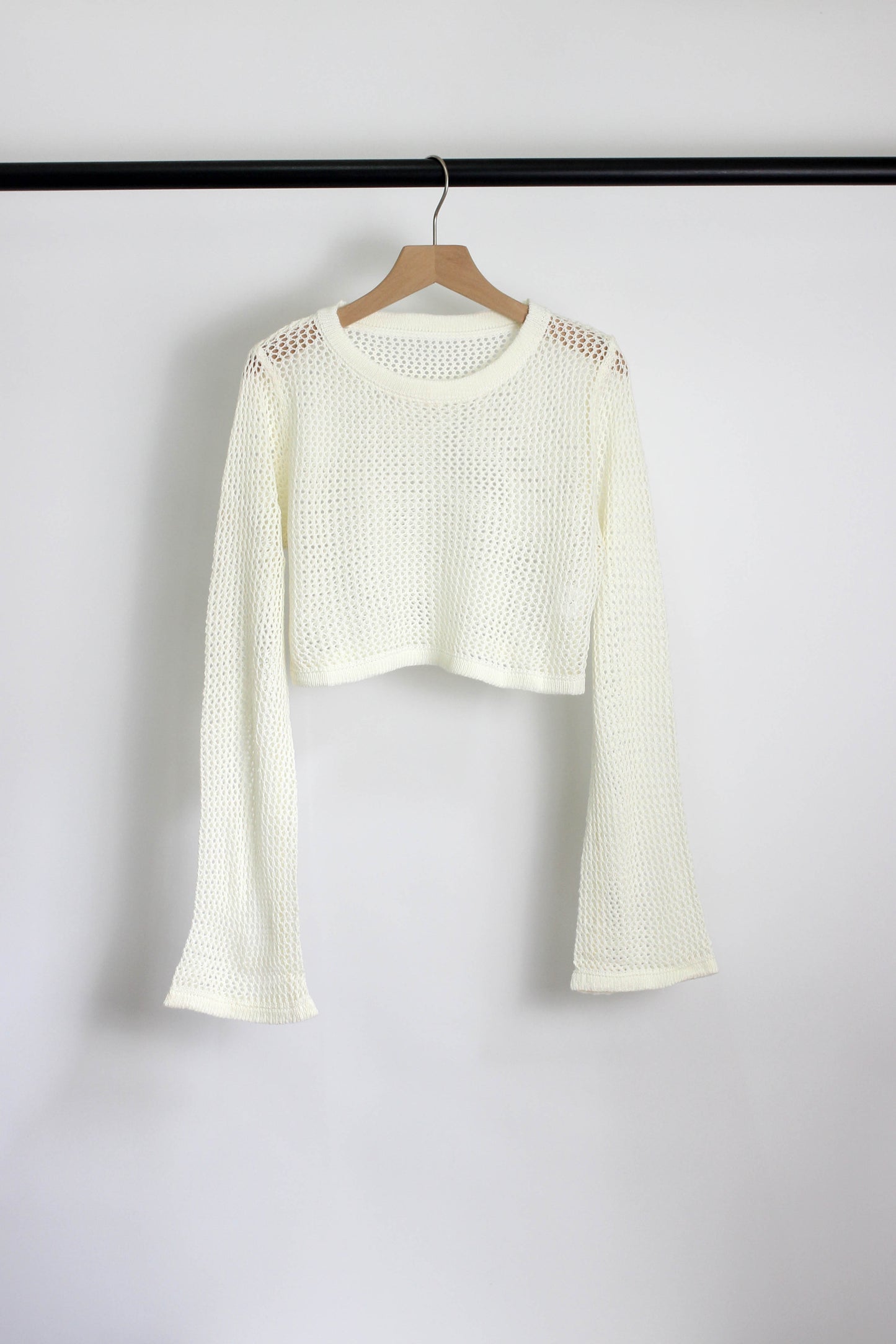 T2504MY76487 - Crochet Knit Long Sleeve Crop Top