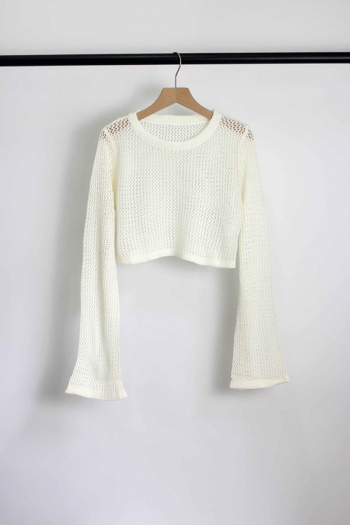 T2504MY76487 - Crochet Knit Long Sleeve Crop Top