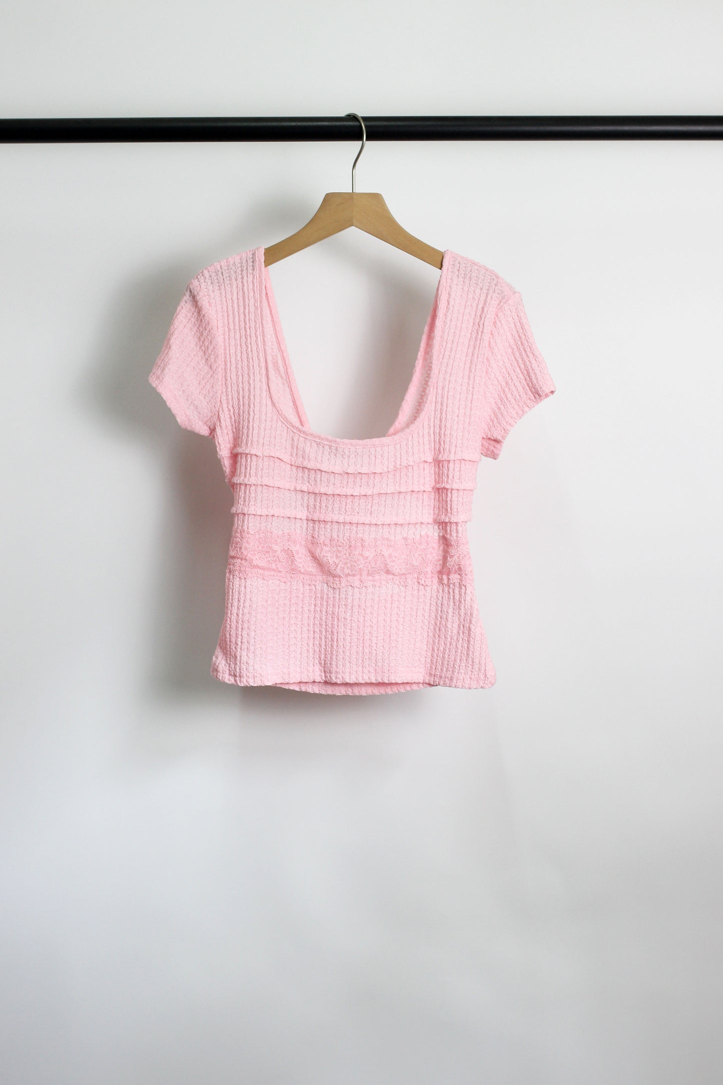 T2506DY69080 - Lace-Trim Textured Knit Top