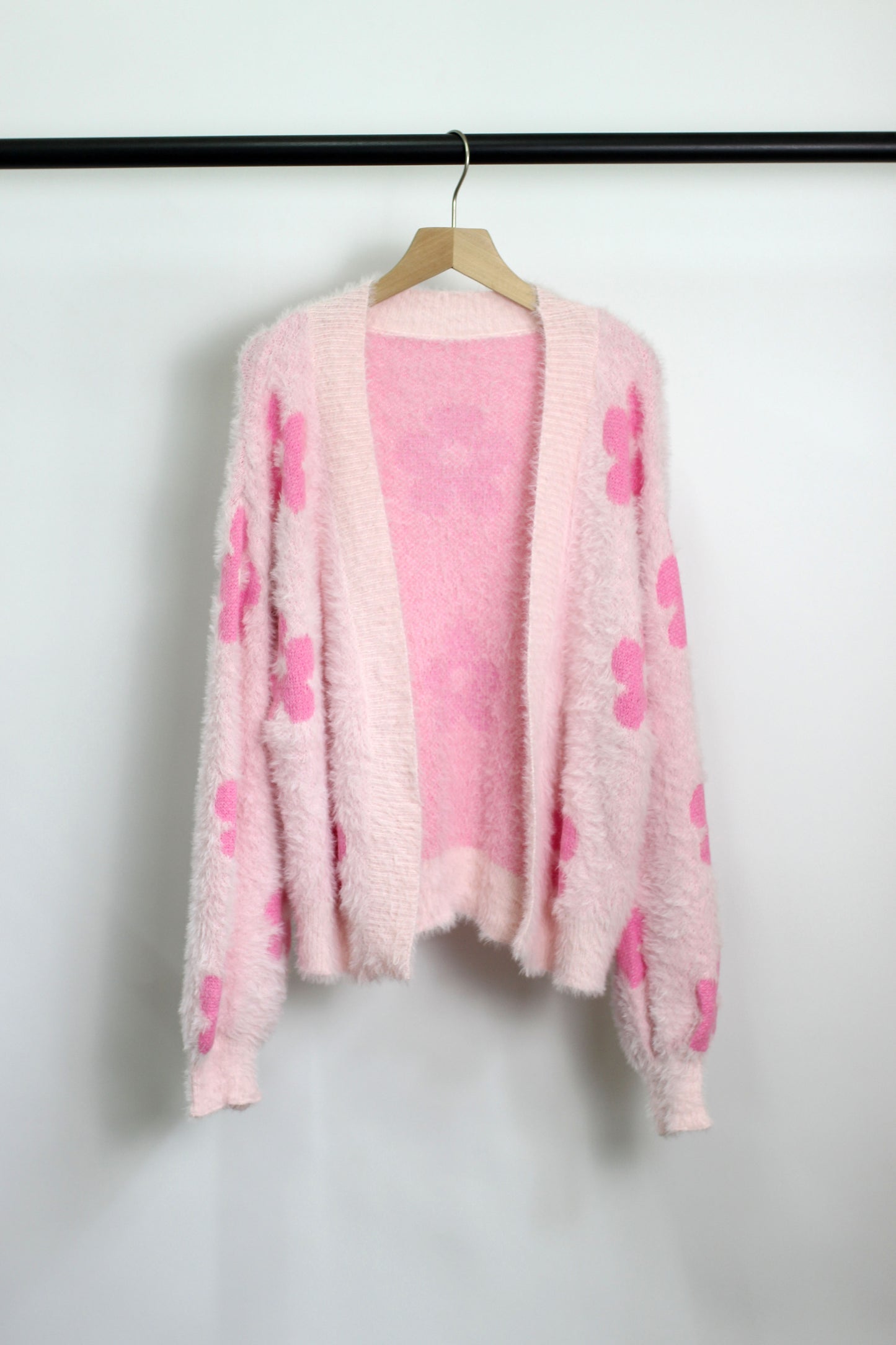 W2206JYYS4894-1 - Floral Fuzzy Open-Front Cardigan