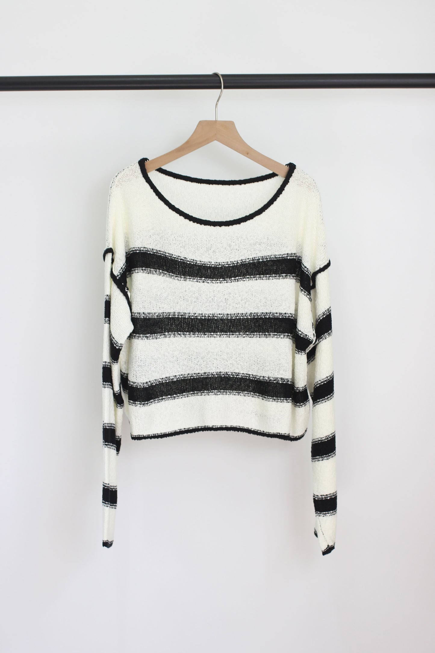 W2406MY25418 - SASKIA STRIPE SWEATER