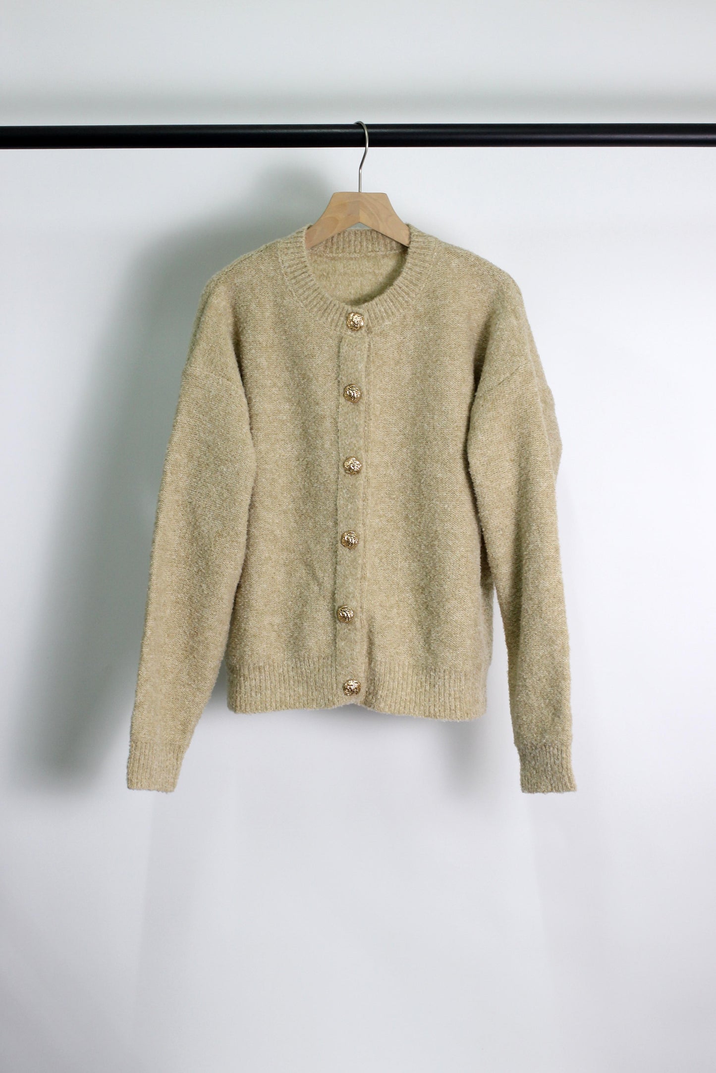 W2506MY42289 - Women¡¯s Knit Cardigan with Gold Buttons