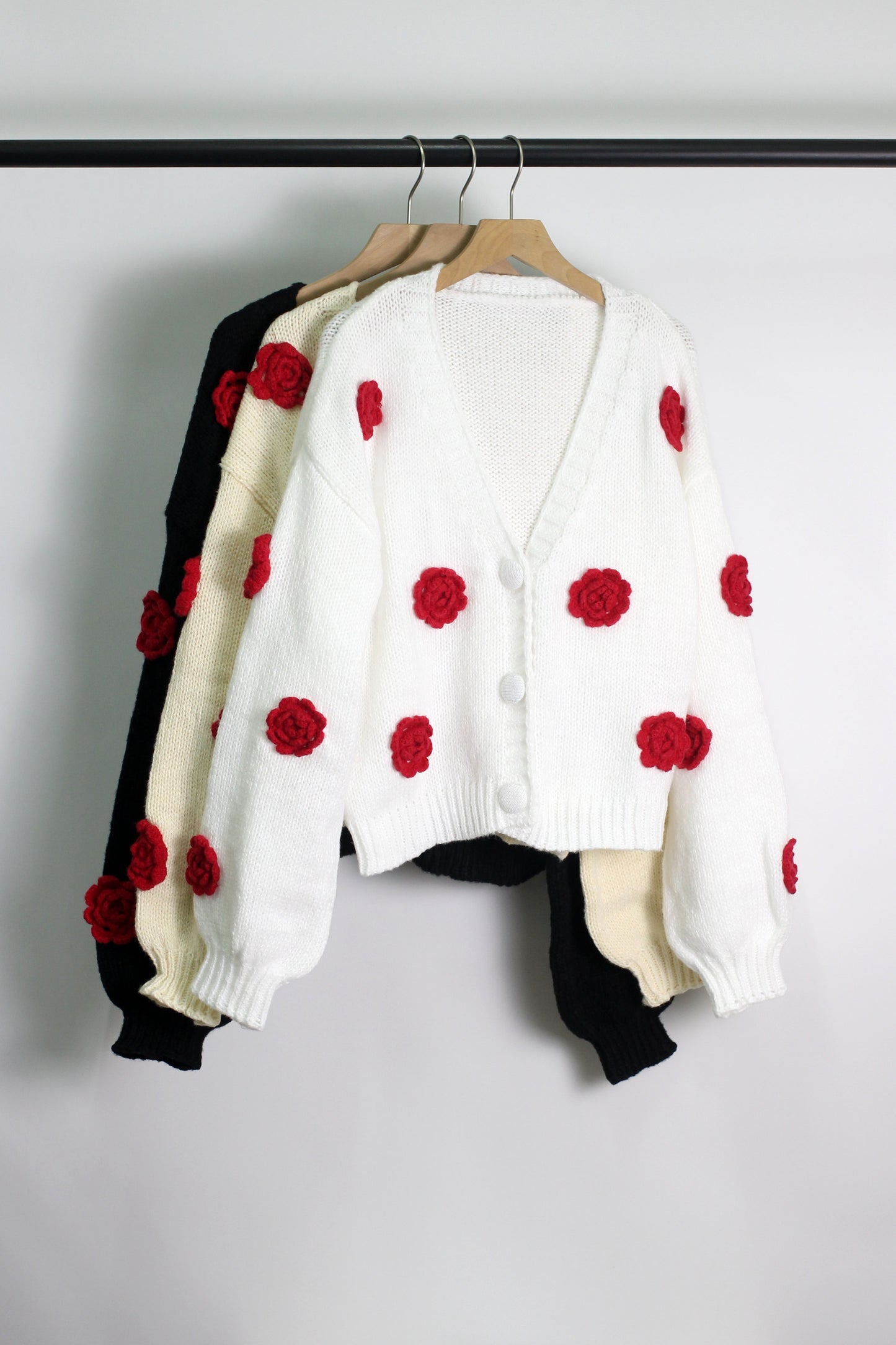 W2506MY73953 - Floral Embroidered Knit Cardigan with 3D Rose Appliqu¨¦
