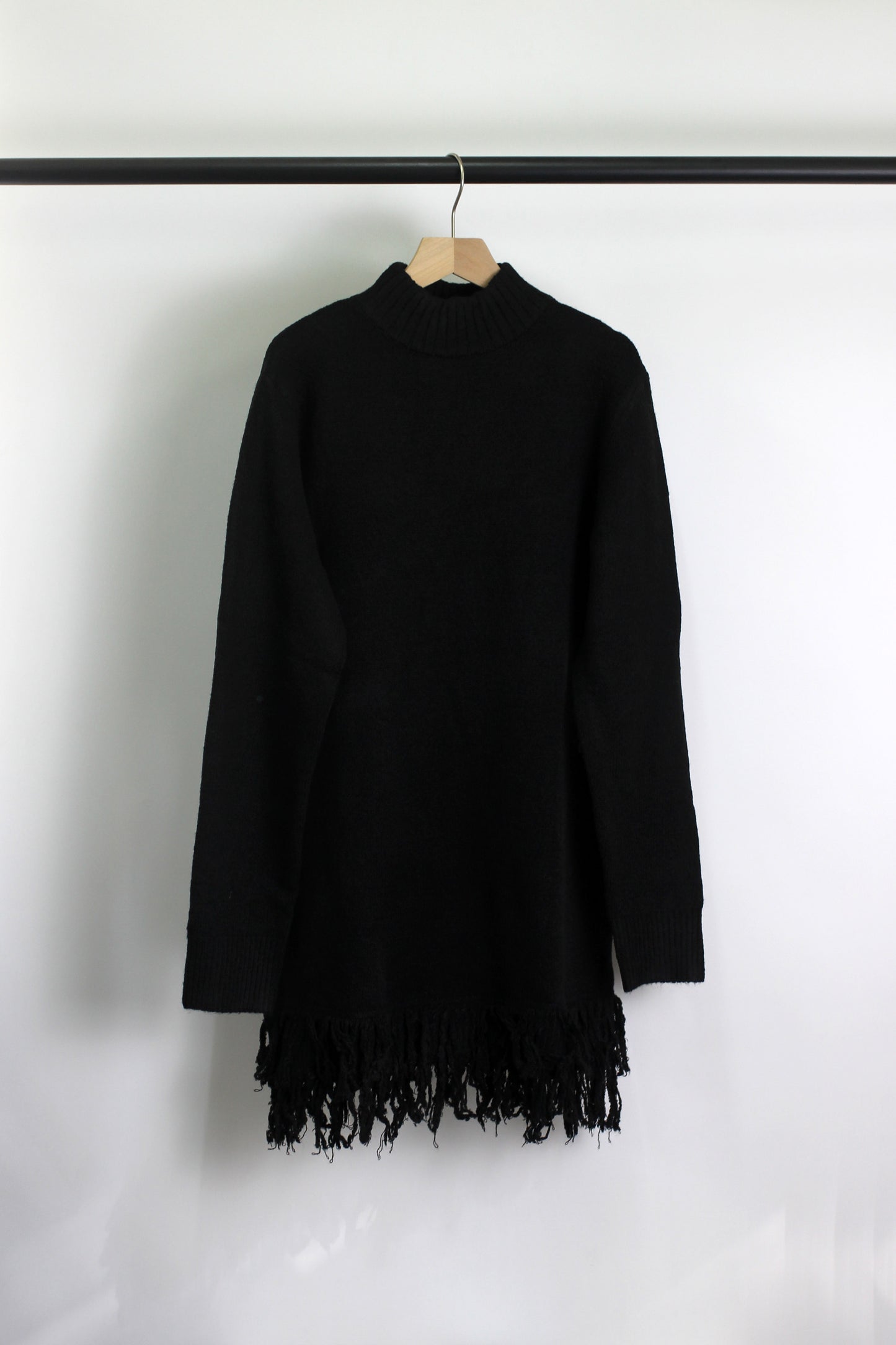 W2506MY88971 - Women¡¯s Knit Sweater Dress with Fringed Hem