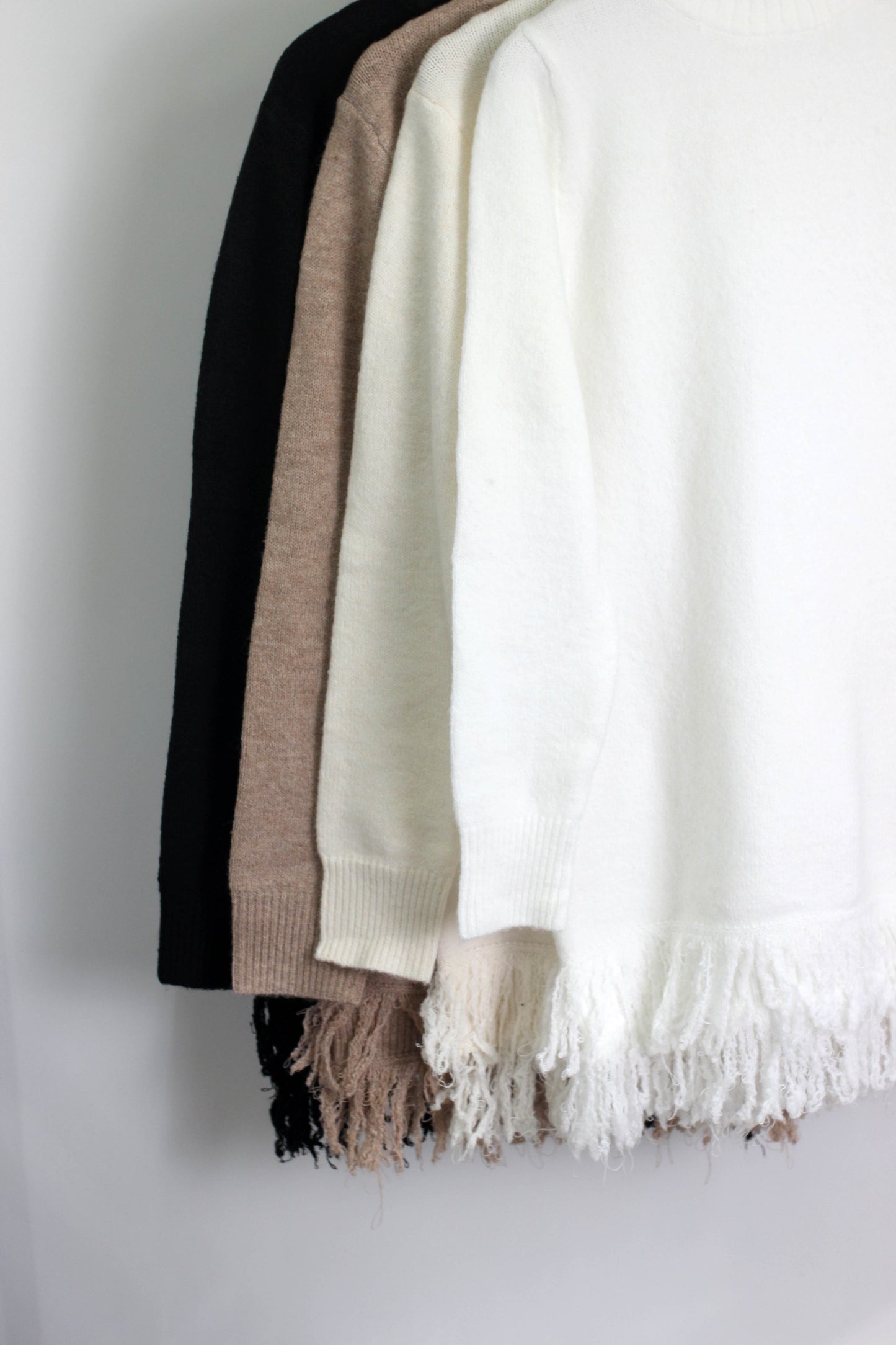W2506MY88971 - Women¡¯s Knit Sweater Dress with Fringed Hem