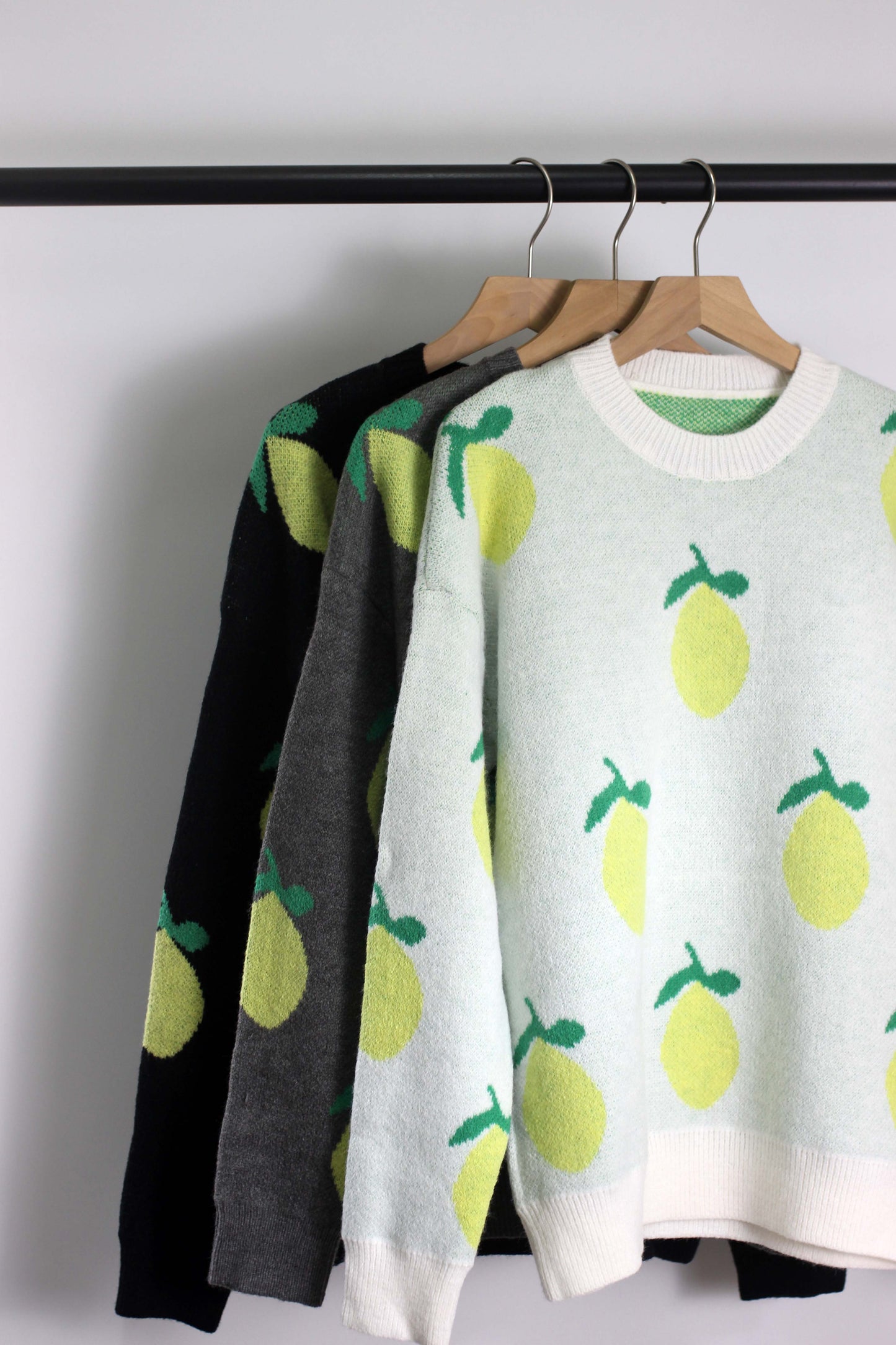 W2507JYYS18567 - Unisex Lemon Print Knit Sweater