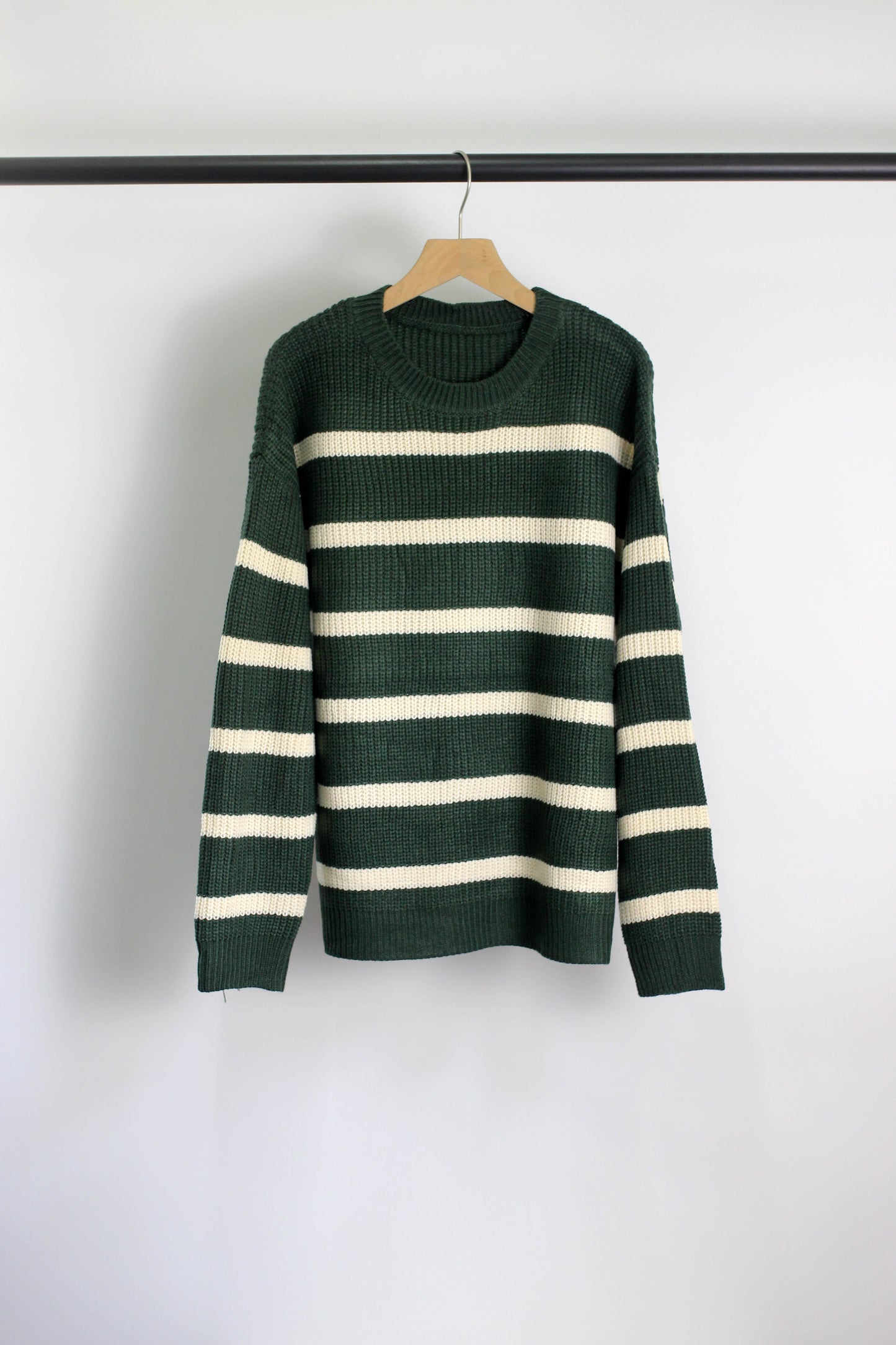 W2507JYYS66536 - Classic Striped Knit Pullover Sweater