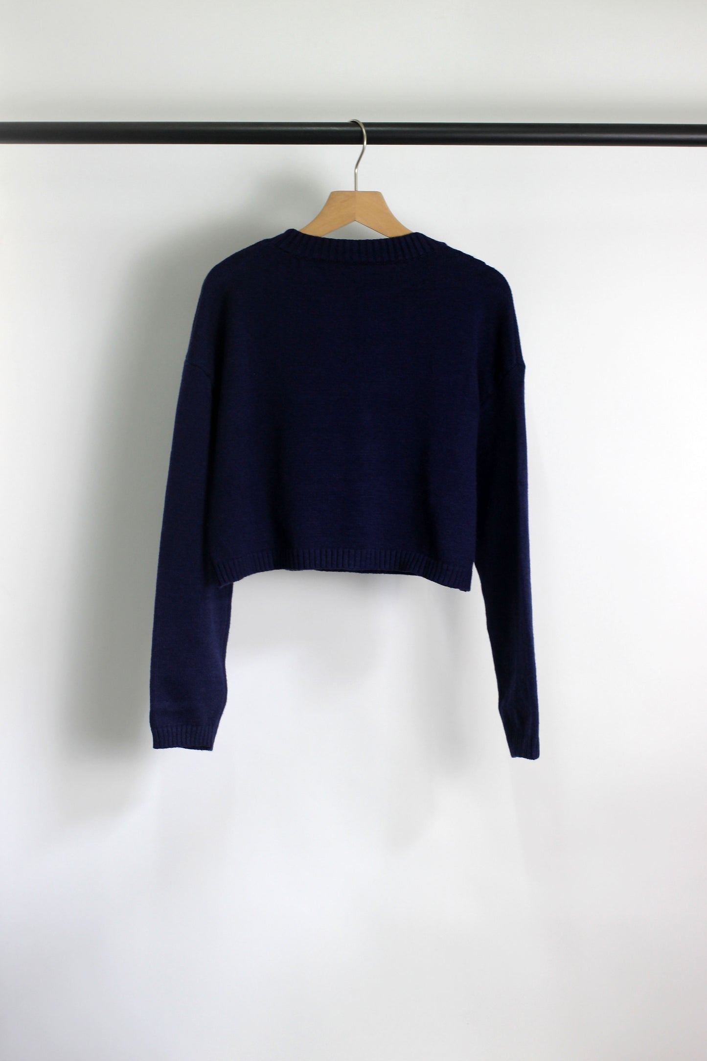 W2507MMY11045 - Bow Graphic Cropped Knit Sweater