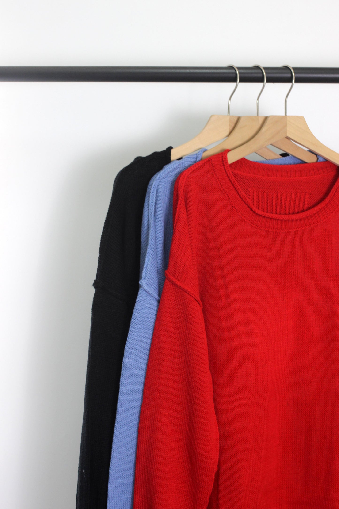 W2507SF29182 - Relaxed Knit Crewneck Sweater ¨C Side Slit Design