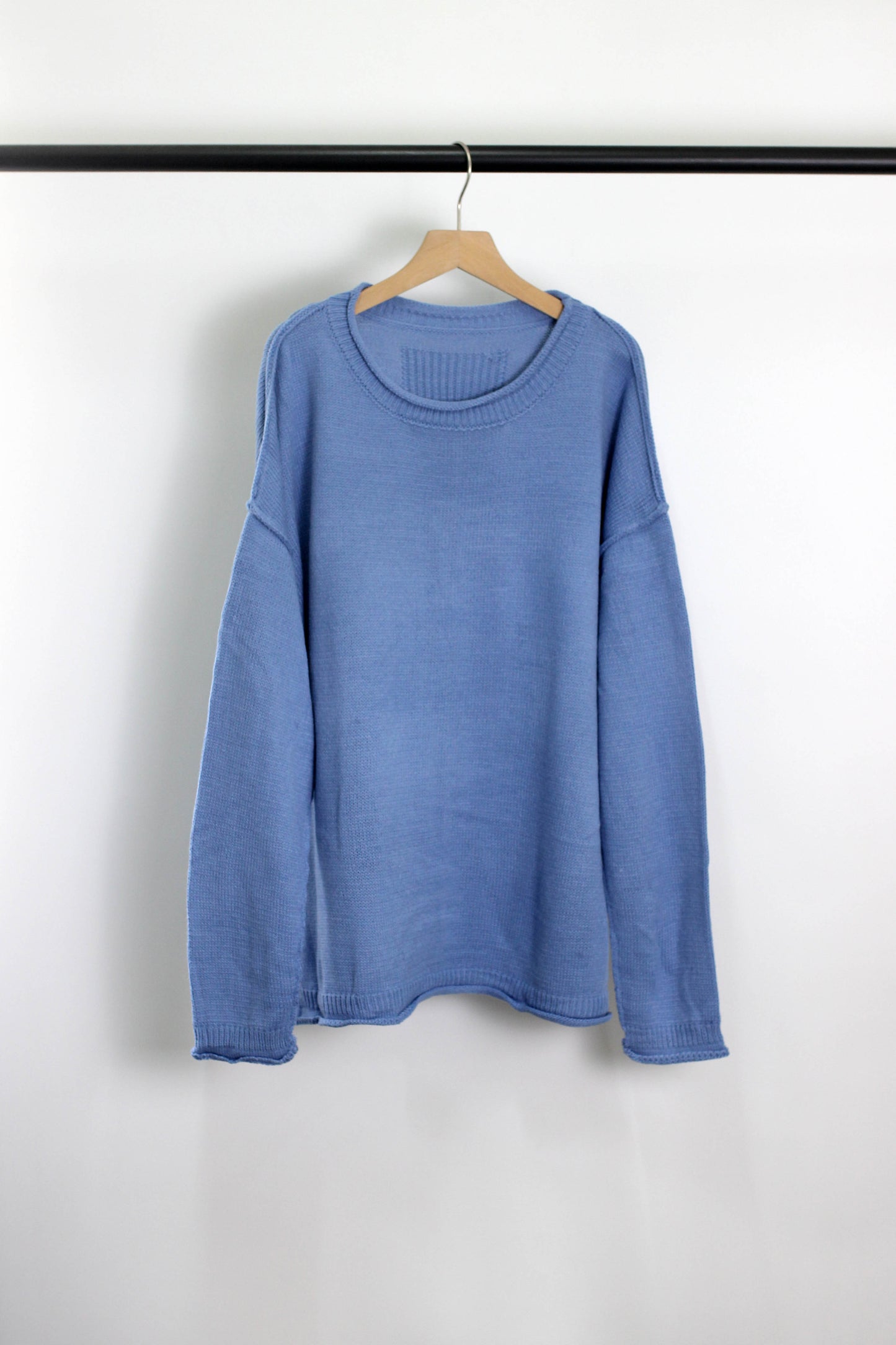 W2507SF29182 - Relaxed Knit Crewneck Sweater ¨C Side Slit Design